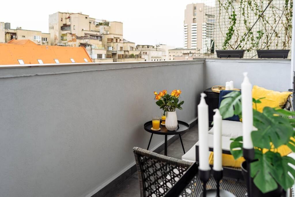 Amazing City View - Terrace+Netflix - City Center Букурещ Екстериор снимка